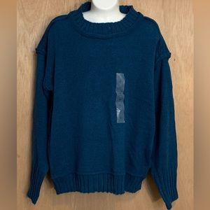 Teal dip women’s med sweater